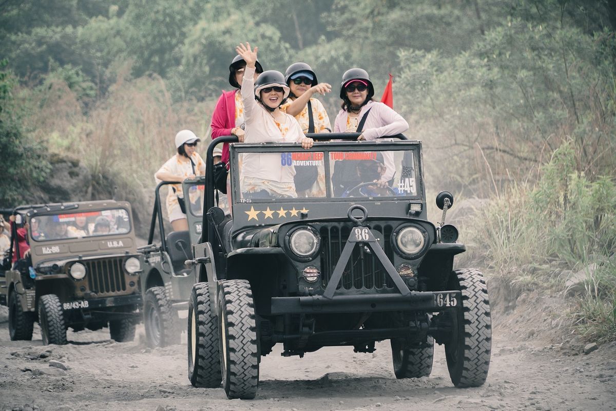 Sewa Mobil dan Tour Yogyakarta Ghazy Tour